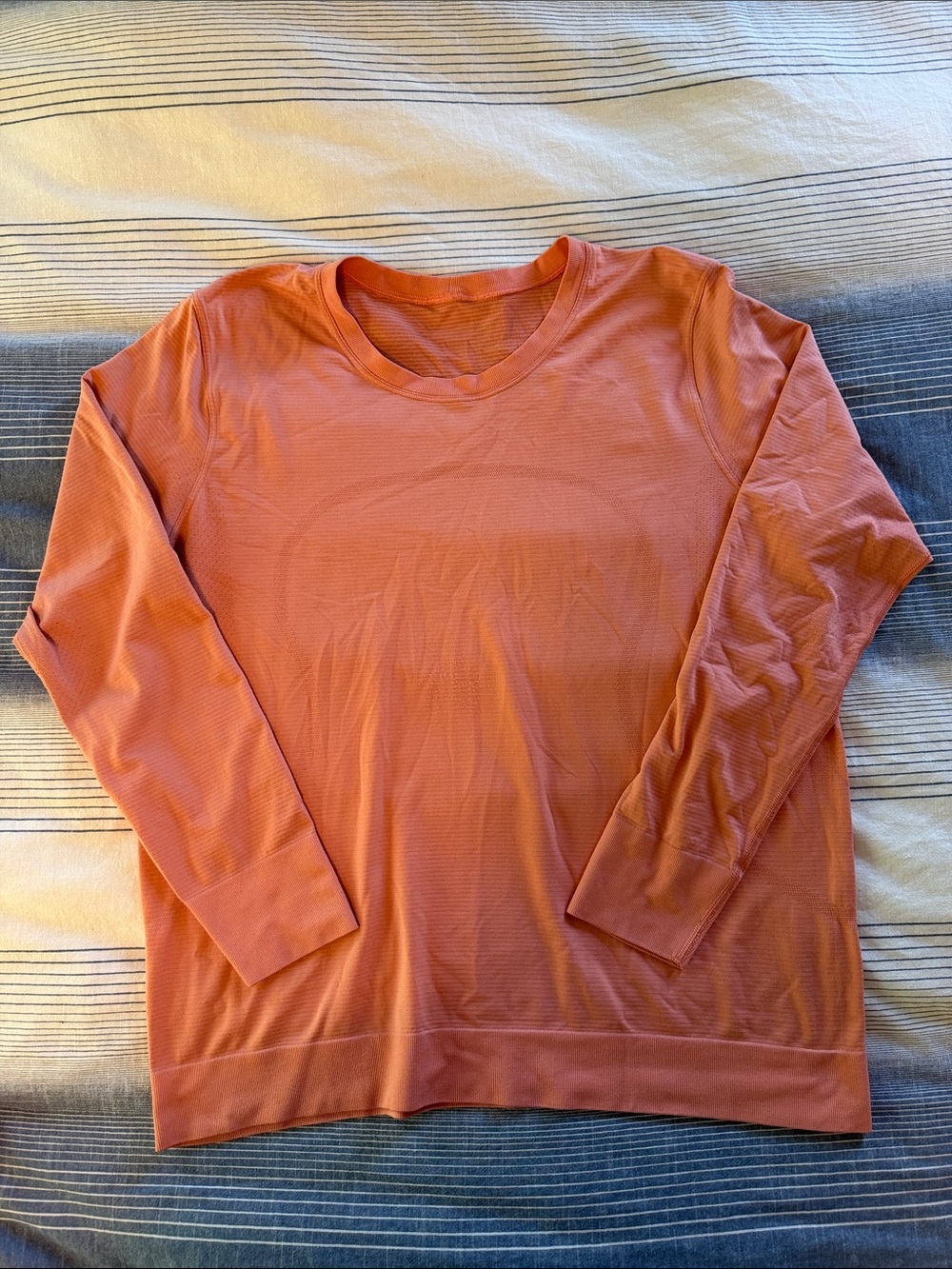 Lululemon Women’s Swiftly Long Sleeve Shirt - Orange/Coral